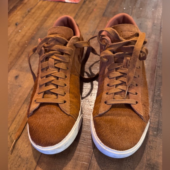 Nike Blazer Low LX pony hair fur - Picture 3 of 6